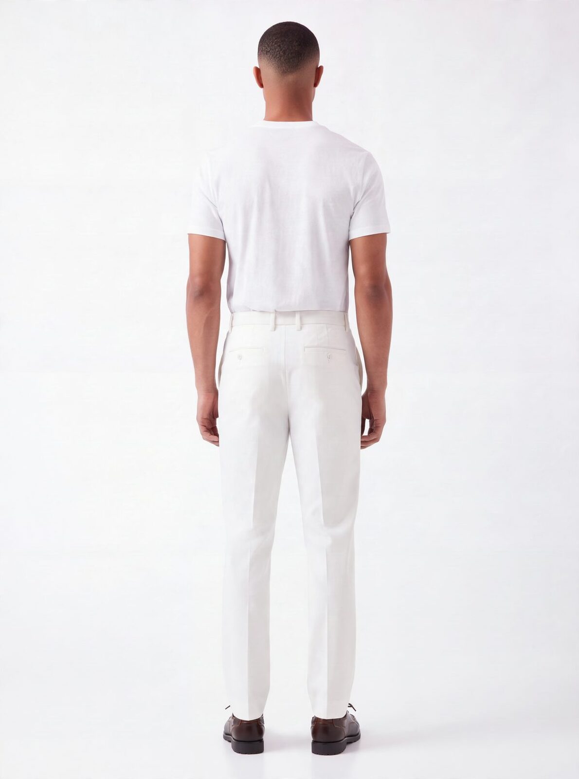 Pantalon écru, vue de dos